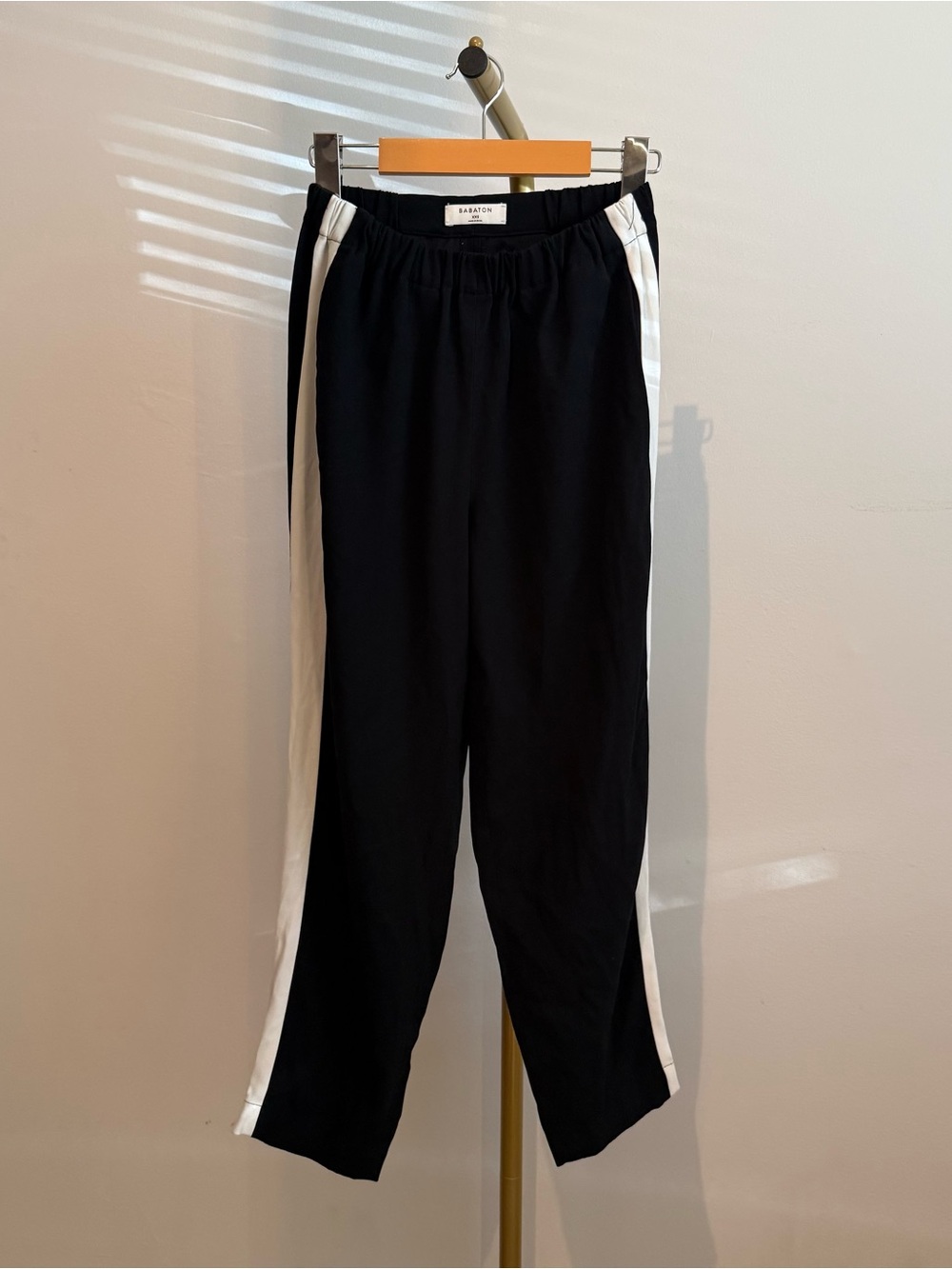 Aritzia Babaton Black White Side Stripe Pants XXS